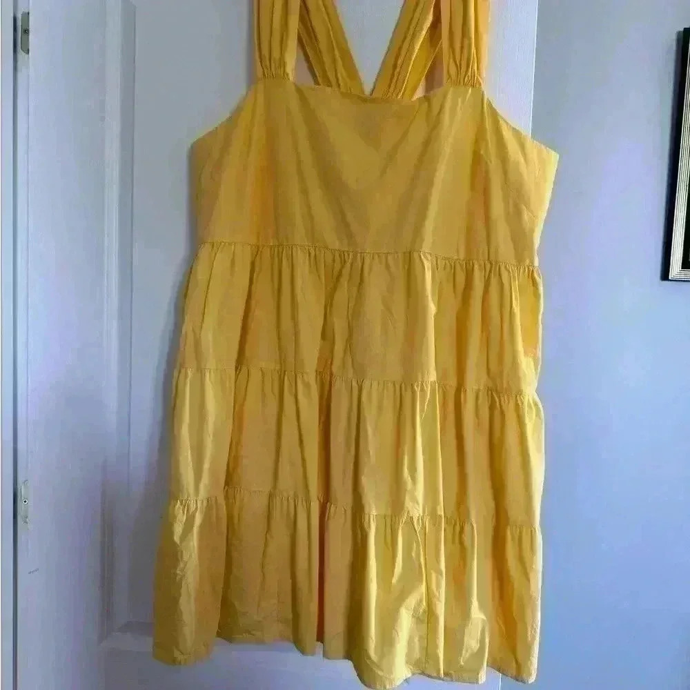 Banana  republic yellow midi dress. Fully ligned. Spring/summer season start